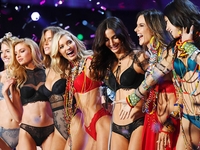 Конец прекрасной эпохи: Впервые за 25 лет без ангелов Victoria’s Secret