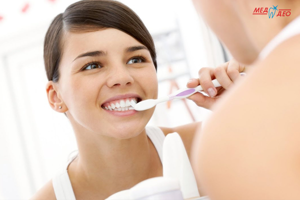 Как правильно чистить зубы: секреты ежедневной процедуры