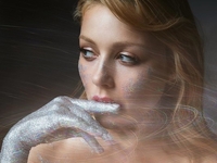 Тина Кароль появилась в прозрачном платье в новом клипе "Иди на жизнь"