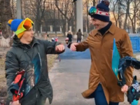 "Когда нет снега и морозов": Педан и Остапчук взорвали Сеть забавным роликом