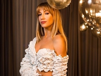 "Я ее показала": Леся Никитюк в пикантном наряде удивила заявлением