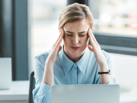 Головная боль и мануальная терапия: что следует знать