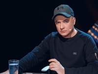 Андрей Данилко объяснил, почему он постоянно ходит в кепке