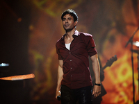 Энрике Иглесиас стал отцом в третий раз - СМИ