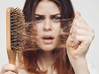 Выпадение волос: какие анализы необходимо сдать