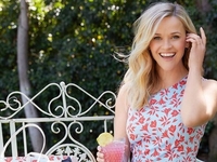 Риз Уизерспун откровенно рассказала о домогательствах в начале карьеры