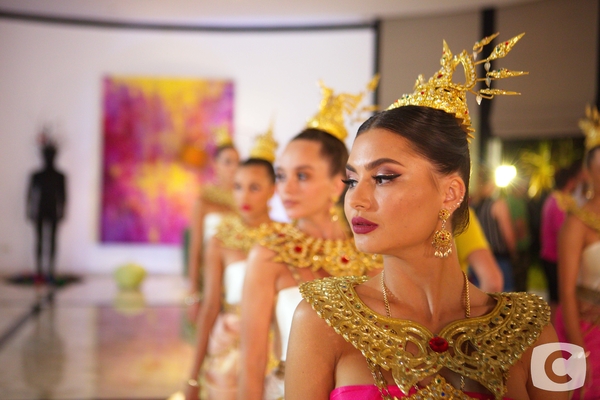 Прыжок с парашютом и море страсти: подробности 6 выпуска реалити "Холостяк-10"