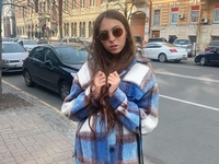 "Королева младшая": Маша Полякова показала свежие фото в купальнике