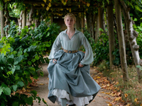 Стильный кинопросмотр: ТОП-5 самых модных сериалов весны 2020