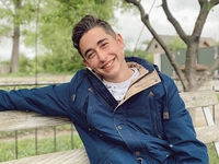 "Уже перебрался в Киев": 18-летний победитель "Голоса" справил новоселье