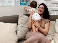 Снежана Бабкина умилила Сеть снимками с первого дня рождения сына