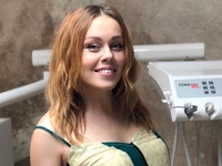 Alyosha поделилась архивными снимками с отцом