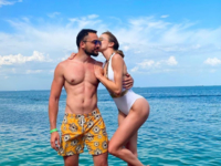 Новая девушка Эдгара Каминского в купальнике поздравила его с днем медработника