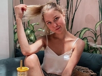 Блогер Настя Тропицель погибла во время отдыха на Бали