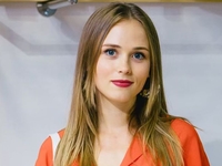 Анна Кошмал показала редкий кадр с мужем и сыном