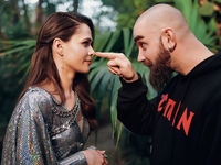 "Влюбляйтесь, но взаимно": Юлия Санина запостила нежное фото с мужем
