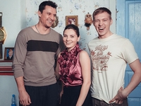 В чем мать родила: Звезда сериала "Спіймати Кайдаша" устроил ню-фотосессию с любимой