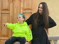 Ксения Мишина призналась, общается ли ее 8-летний сын со своим отцом