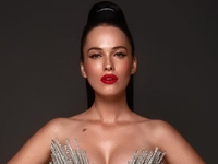 "Ах эти ноги": Даша Астафьева поразила горячим образом