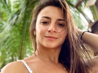 Илона Гвоздева на последнем сроке беременности позировала обнаженной