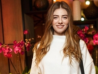 Дарья Петрожицкая сменила имидж для новой роли: Как сейчас выглядит звезда "Папика"