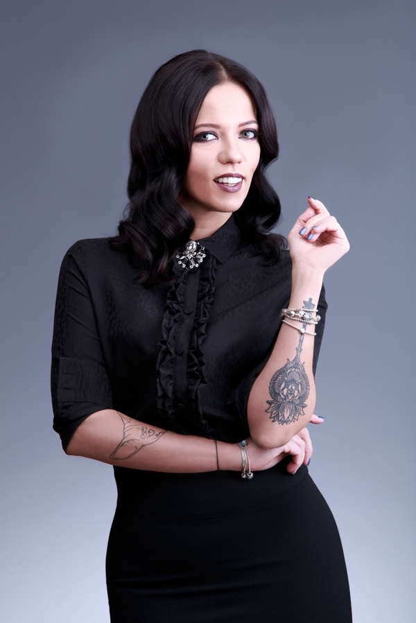 "Мама с татухами": Экс-супруга Потапа поразила стильным фото