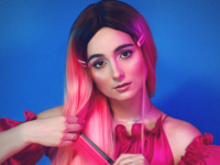 Гимн всех подростков: Анна Тринчер презентовала трек о неразделенной любви