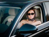 Как выбрать солнцезащитные очки для водителей: совет офтальмолога