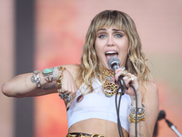 Очередное расставание: Майли Сайрус разошлась с Коди Симпсоном