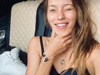 "Хочу много таких": Тодоренко засветилась в коллекционном авто