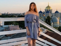 Дочь Елены Кравец решила начать взрослую жизнь со смены имиджа