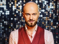 Влад Яма показал детское фото и рассказал, как попал в танцы