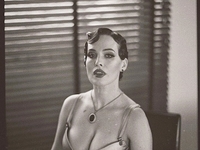 Тема раскрыта: Астафьева снялась в полностью прозрачных трусиках