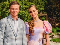 Молодая жена Дмитрия Комарова поразила красотой в стильной вышиванке