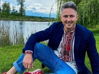 Александр Педан признался, почему редко публикует фото с женой