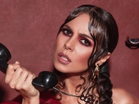 "Опять разделась": Каменских выставила грудь и наделала шума в Сети