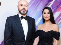 "Как новенькие": Ефросинина и Хромаев отметили годовщину свадьбы