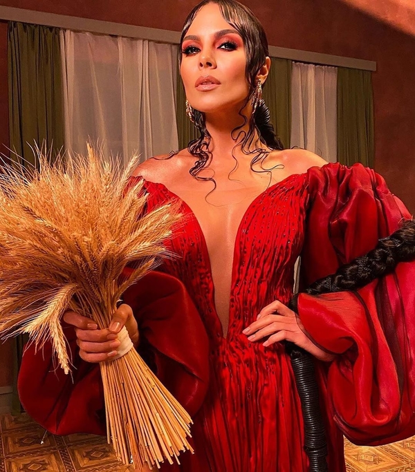 Настя Каменских рассказала, кто помогает ей в создании новых хитов