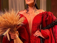 Настя Каменских рассказала, кто помогает ей в создании новых хитов