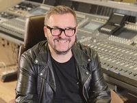 "Очень похожи": Пономарев показал фото с подросшим сыном