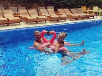 Тоня Матвиенко и Арсен Мирзоян рассказали, почему постоянно ведут борьбу с хейтерами