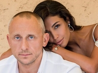 "Это был шок": Экс-"ВИА Гра" Санта Димопулос рассекретила, как муж сделал ей предложение