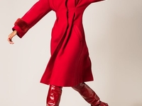 Woman in  total red: подборка стильных полноценных образов красного цвета для осени