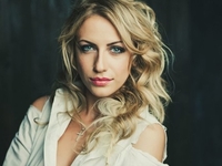 "Подкололи?": Лесю Никитюк заподозрили в пластике