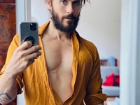 Джаред Лето похвастался рельефными мышцами - фото