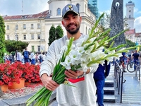 "Прическа - огонь": Андрей Бедняков показал, как выглядел 10 лет назад