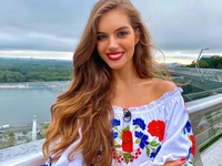 Молодая жена Дмитрия Комарова похвасталась дерзким образом