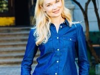 Лидия Таран поразила новым образом в откровенном платье