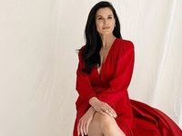 "Двадцатый день рождения без тебя": Ефросинина растрогала Сеть архивными фото