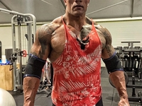 Дуэйн Джонсон довел до слез 101-летнюю фанатку в ее День рождения